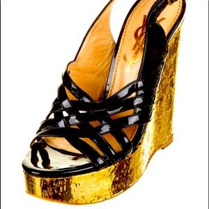 Yves Saint Laurent patent leather sandals Size 6